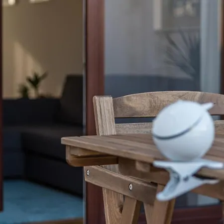 Guestready - Peaches & Cream *