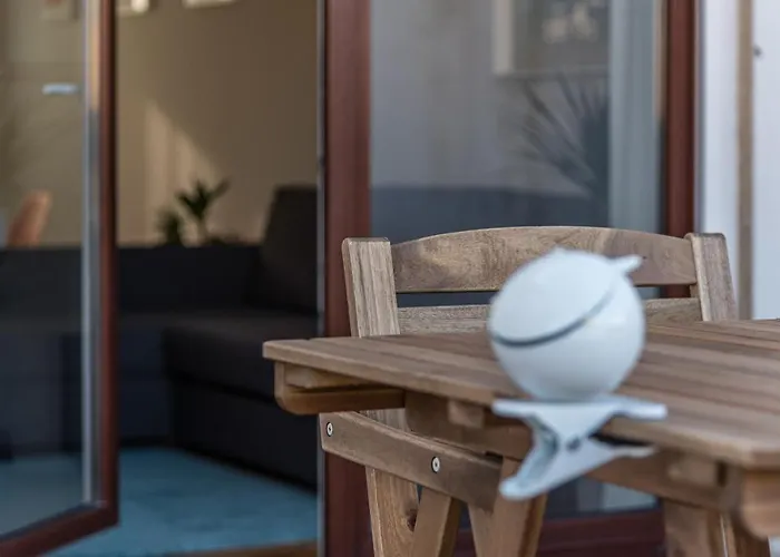 Guestready - Peaches & Cream *