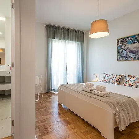 Guestready - Peaches & Cream *